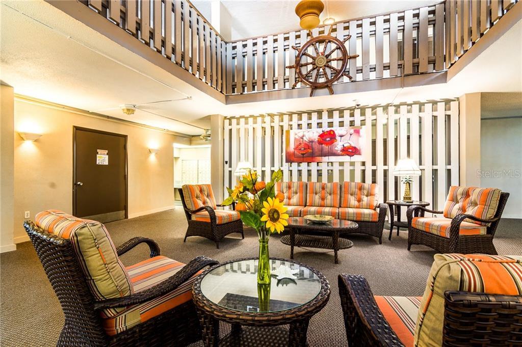 Building Photo - 450 Treasure Island Cswy