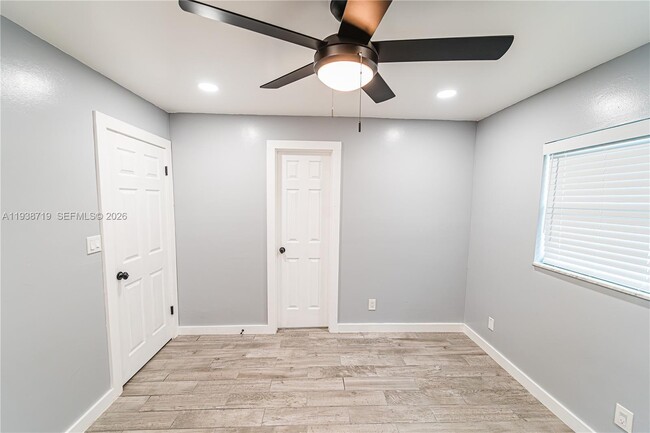 Building Photo - 8107 NW 74th Ave