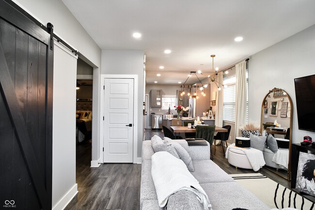 Building Photo - 1714 Milburn St