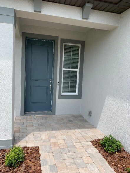 Building Photo - 8610 Backshore Ln