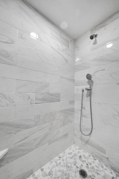 Building Photo - 1605 S US HIGHWAY 1