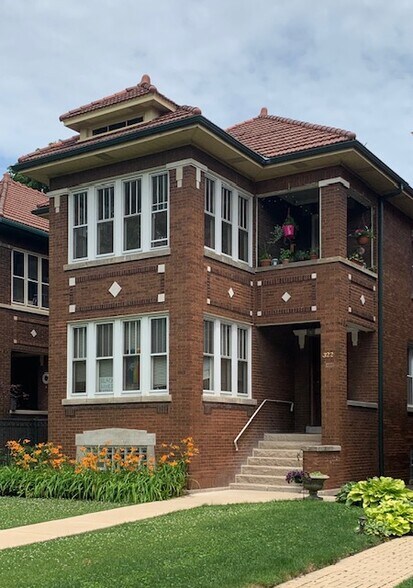 Primary Photo - 322 S Oak Park Ave