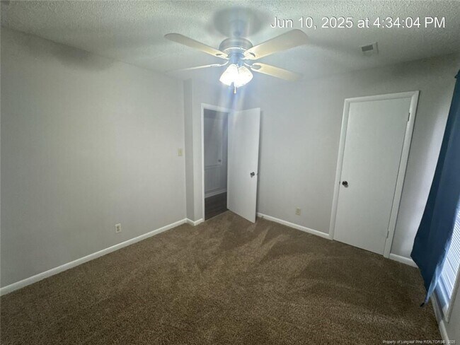 Building Photo - 419 Loblolly Ct