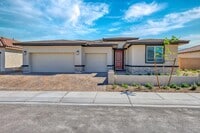 Building Photo - 1024 Saker Falcon Dr