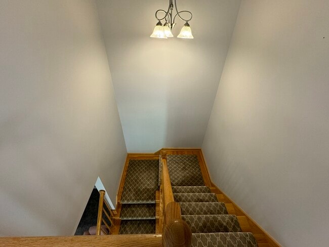 Building Photo - 1N061 Mission Ct