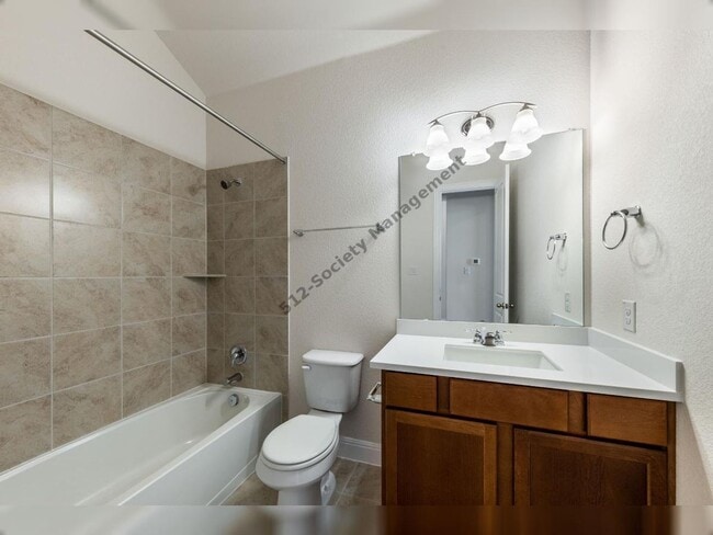 Building Photo - 320 Coral Gate Trail