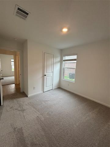 Building Photo - 716 Haskell Dr