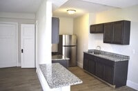 Building Photo - *Inactive* Legacy on Main