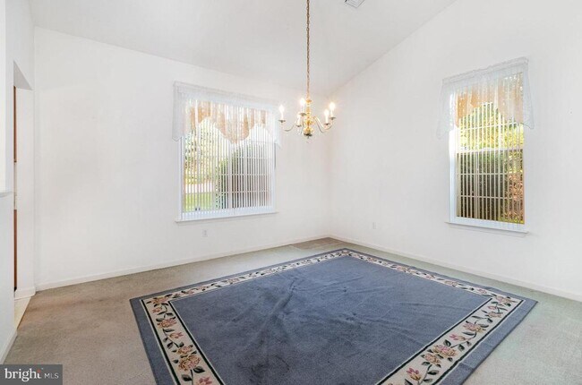 Building Photo - 660 Springhouse Ln