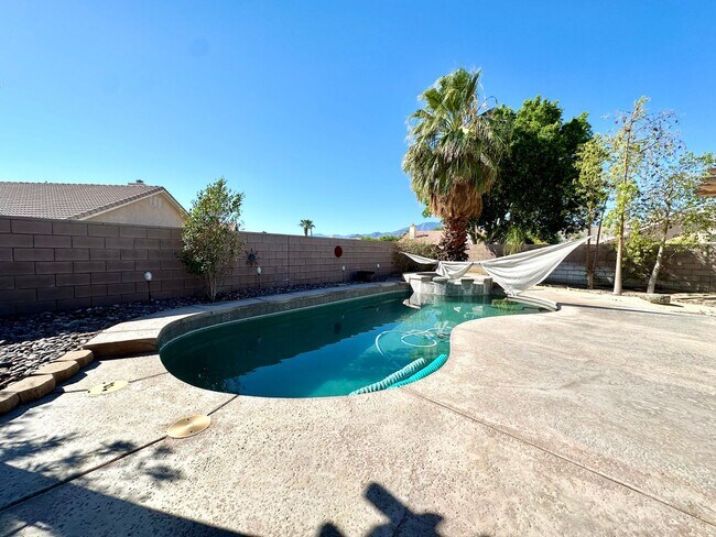 Building Photo - COMING SOON!! STUNNING 4 Bedroom 2 Bathroom POOL home in La Quinta