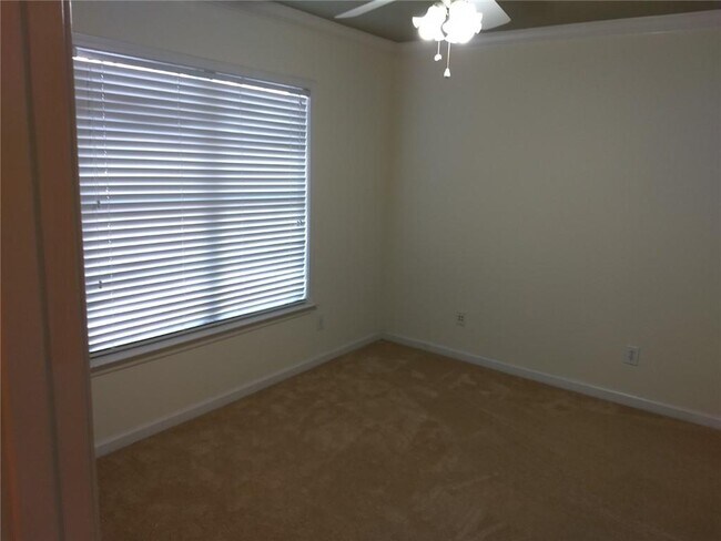 Building Photo - 2905 Brookwater Dr