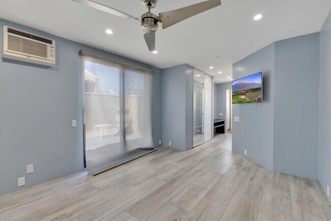 Building Photo - 73416 Irontree Dr