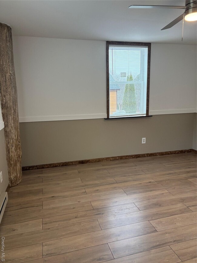 Building Photo - 130 S Maplewood Rd