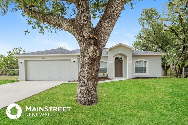 Building Photo - 2301 Jetridge St