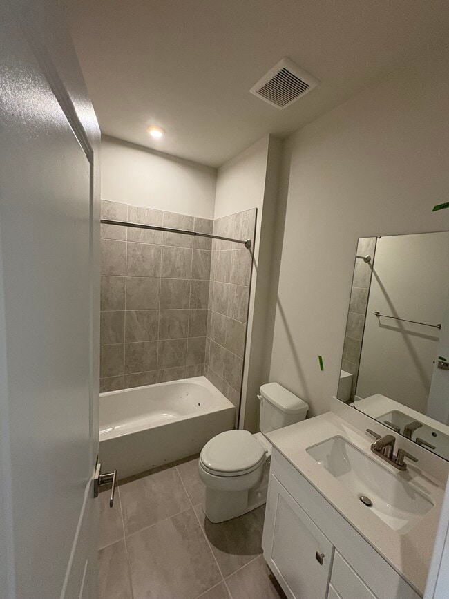 Building Photo - 4504 Dandelion Loop