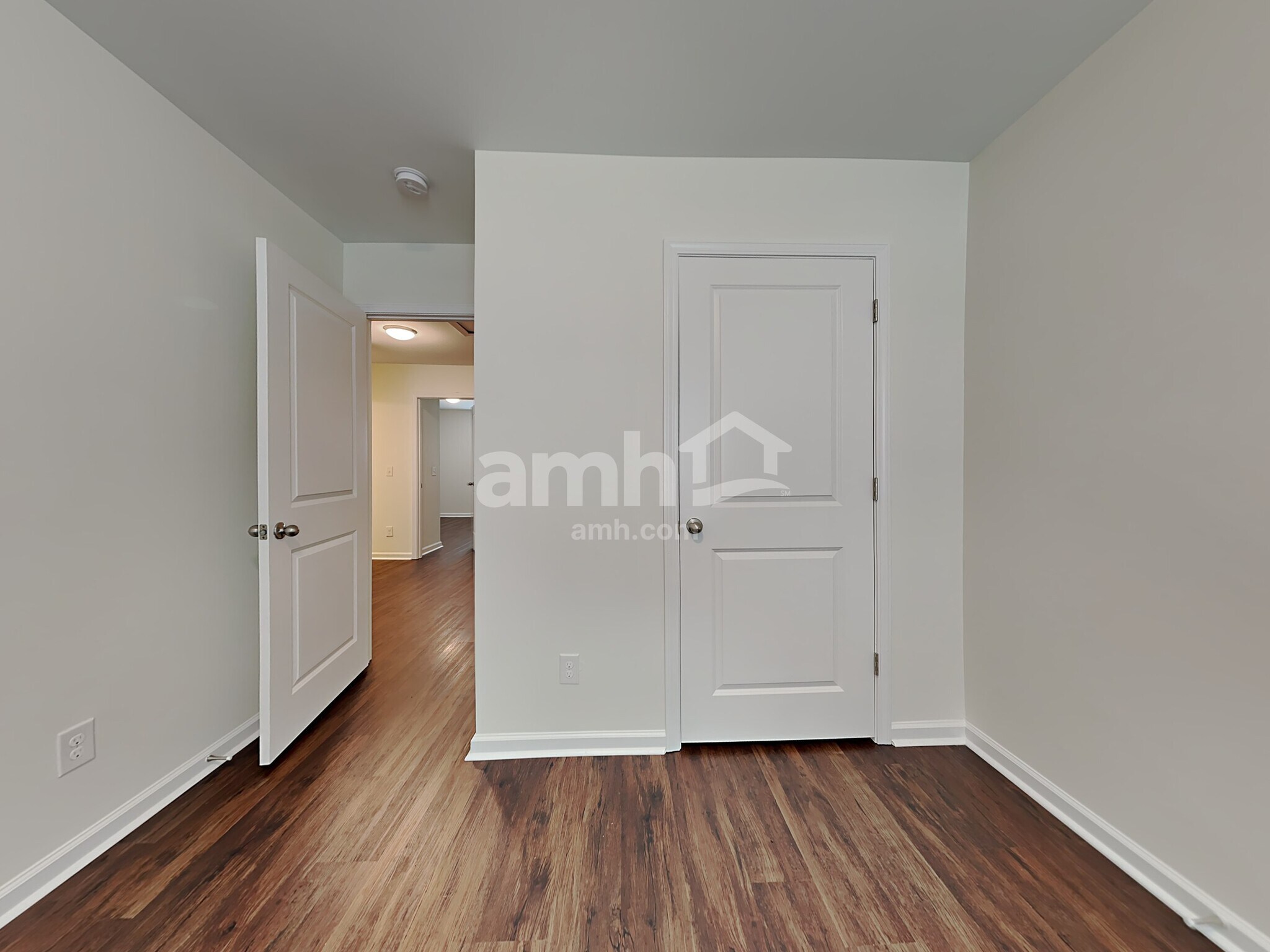 Building Photo - 7 Gardenia Dr