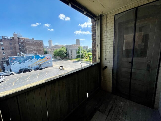 Building Photo - 801 N Pennsylvania St