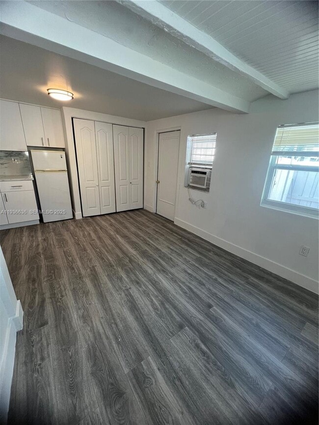 Building Photo - 1999 NW 2nd St