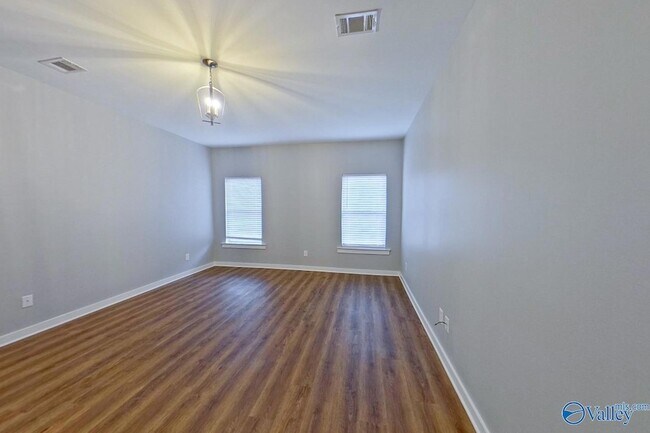 Building Photo - 1389 Old Rd