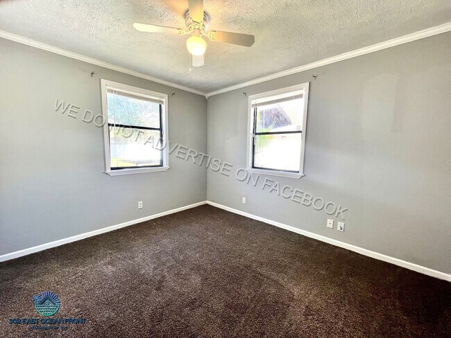 Building Photo - Beautiful 3 bedroom / 1 bathroom home.