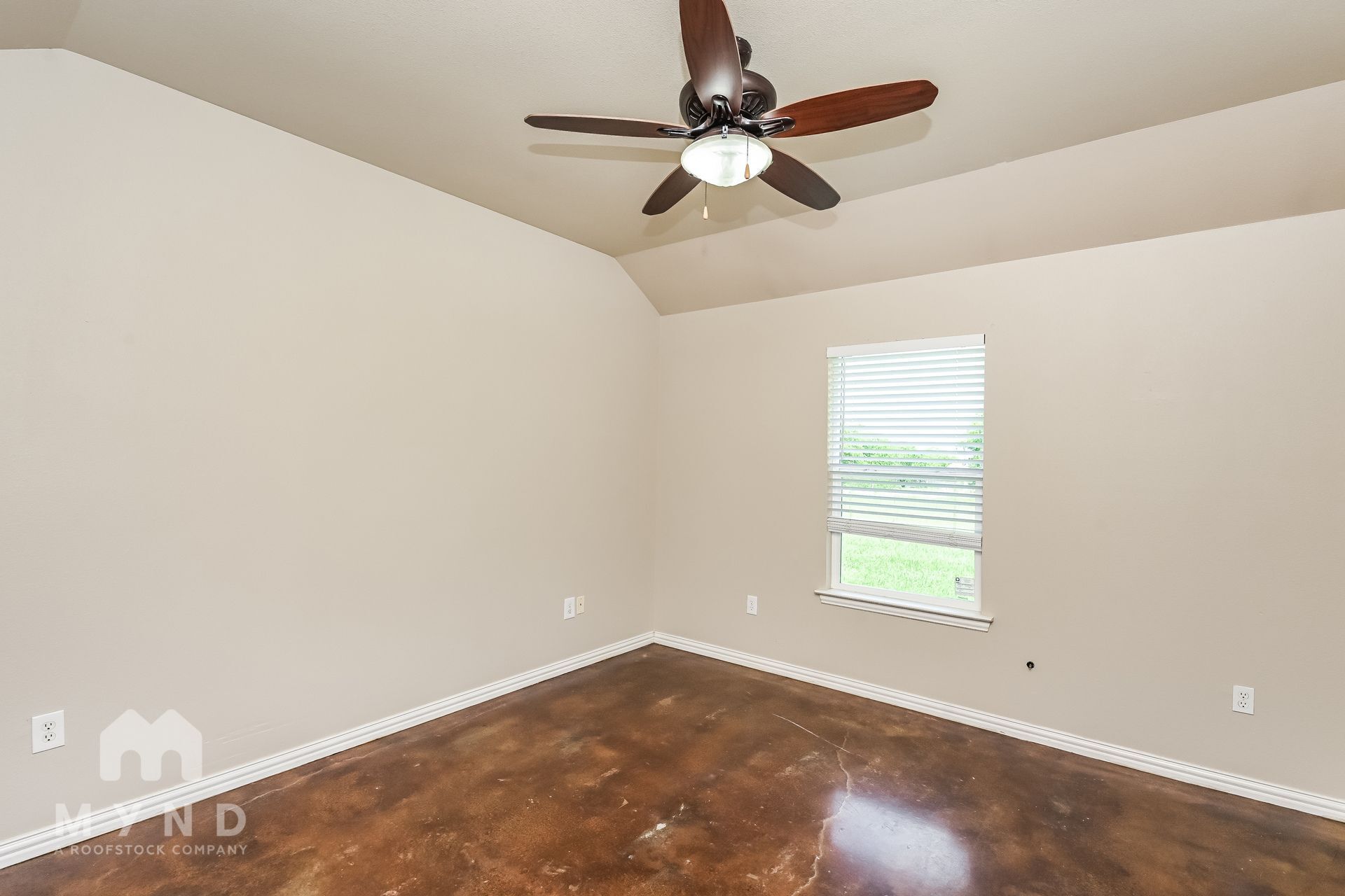 Building Photo - 123 Jolin Ln