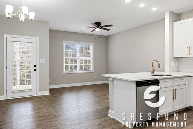 Building Photo - New 3BR Townhomes | Garage | Pool | $1,995 (Incentive Offer)