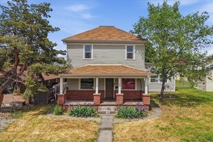 Front of home - 420 W Shannon Ave