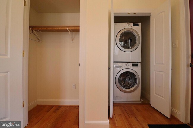 Building Photo - 118 Quaint Acres Dr