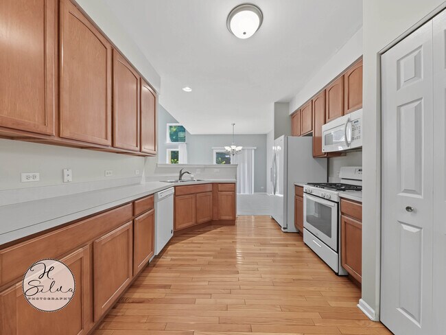 Building Photo - 3190 Ronan Dr