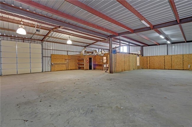 Building Photo - 5753 Blackburn Dr