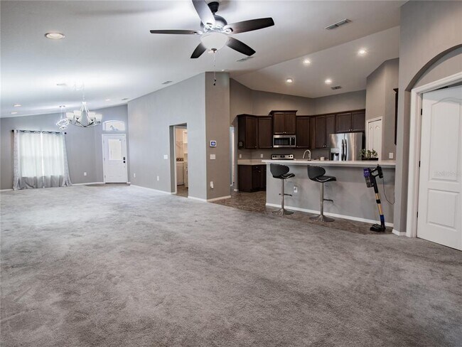 Building Photo - 2628 Sunset Cir