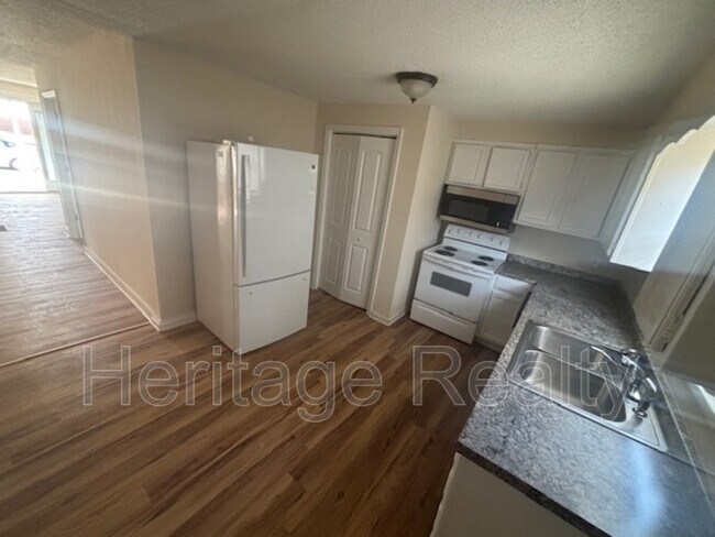 Building Photo - 2024 Atchley St