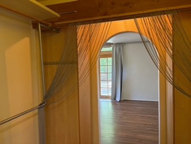 Building Photo - Cozy, West Sedona home with large fenced b...