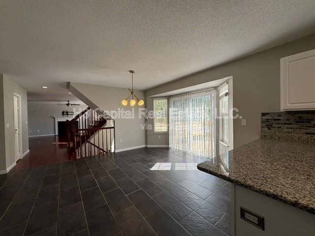 Building Photo - 1041 Flora Lake Ct