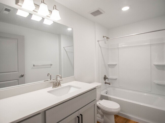 Building Photo - 2308 E 830 S