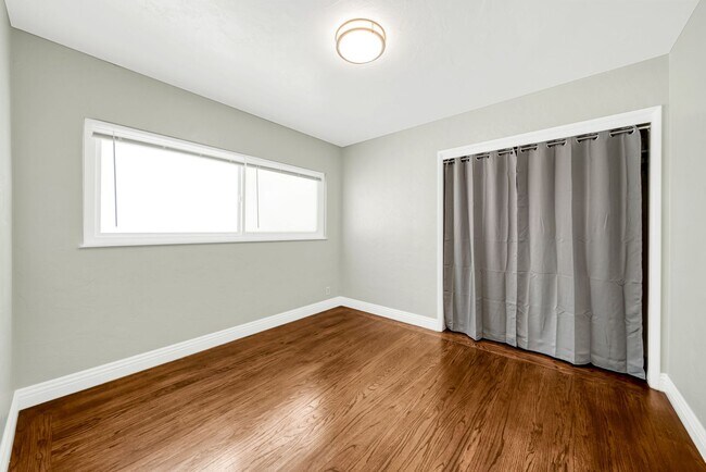 Building Photo - 9714 MacArthur Blvd