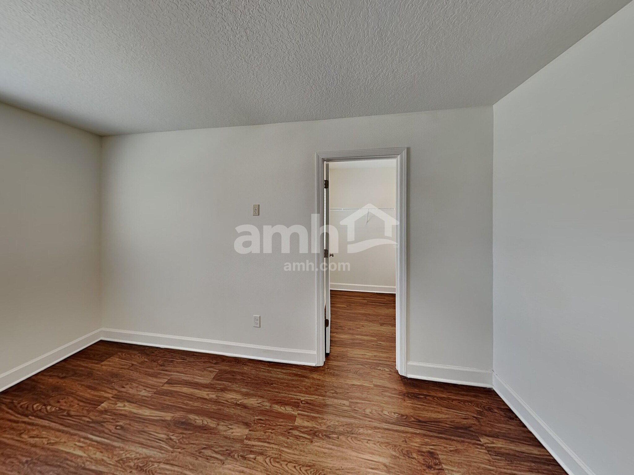 Building Photo - 1172 Tan Tara Trail