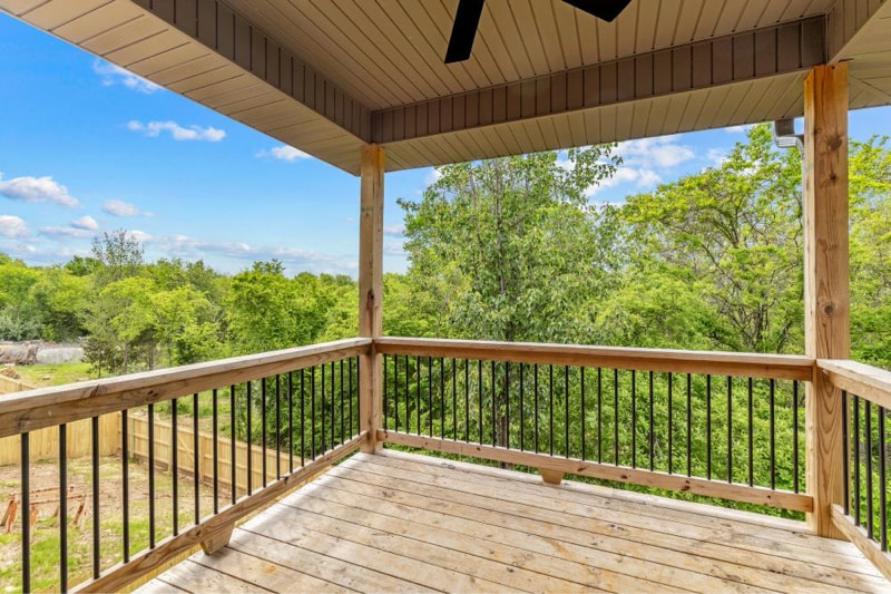 Building Photo - 102 E Mills Rd