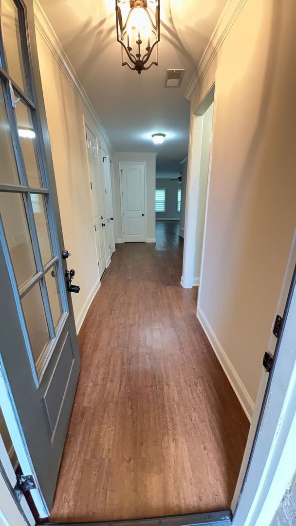 Building Photo - Nice 4 bedroom 2 bath home in the heart of...