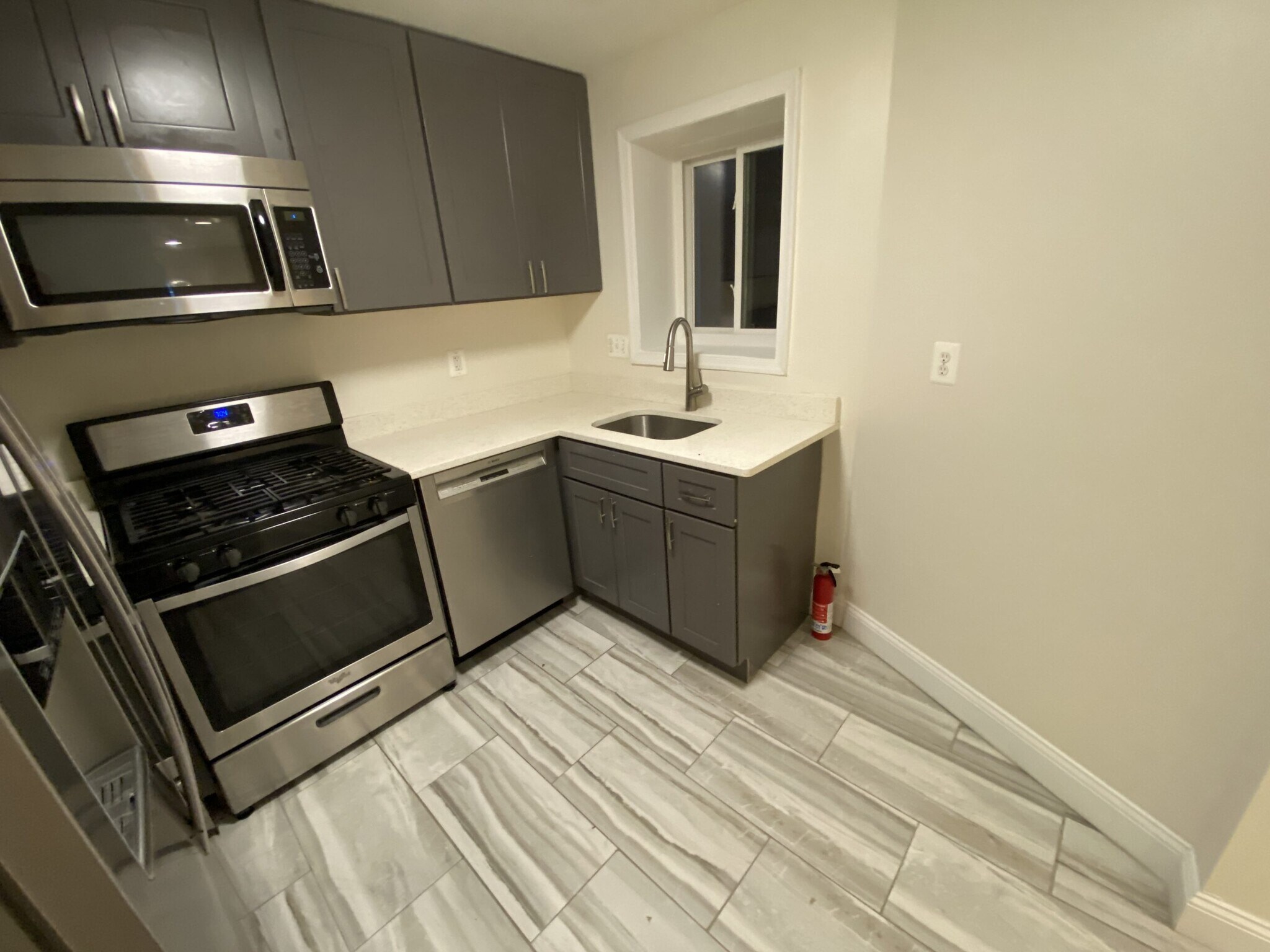 Building Photo - 3021 15th St NW