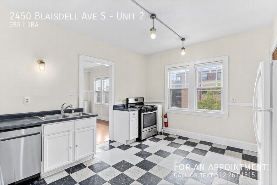 Building Photo - 2450 Blaisdell Ave