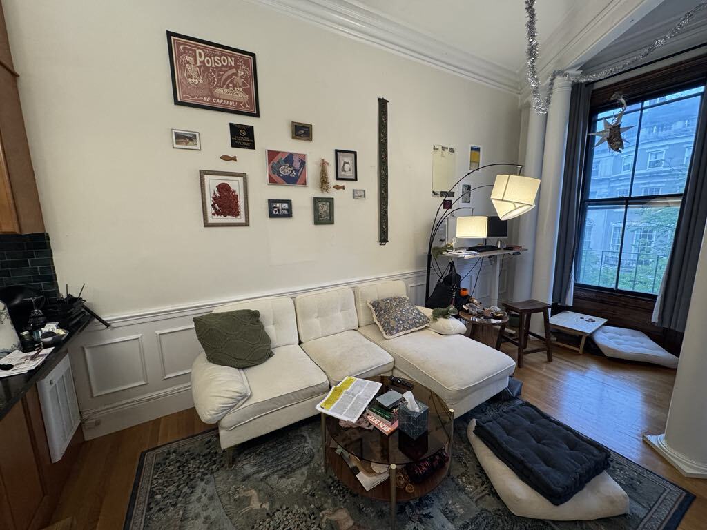 Building Photo - 163 Beacon St