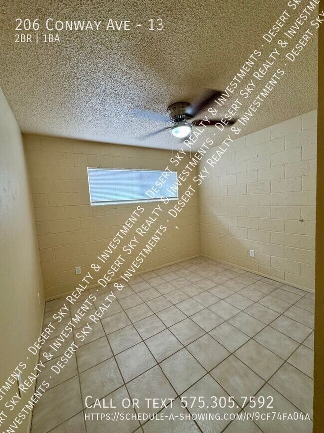 Building Photo - 206 W Conway Ave