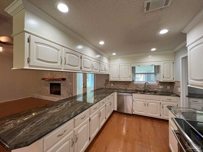 Building Photo - 3143 Aarons Way