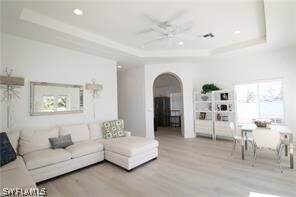 Building Photo - 11002 Vanderbilt Dr