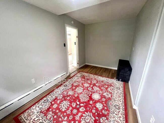 Building Photo - 1632 Steuben St