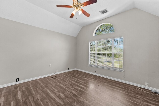 Building Photo - 7302 Maple Run Dr
