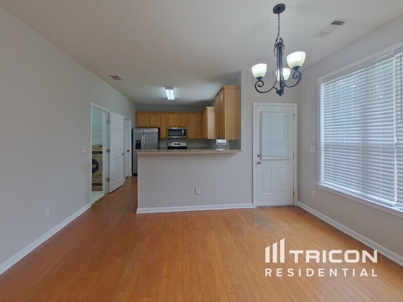 Building Photo - 2707 Rocky Trail Ct