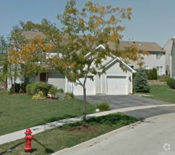 Building Photo - 2 St. 2BR 1.5Ba 1CGar Fenced yard in Cul-d...