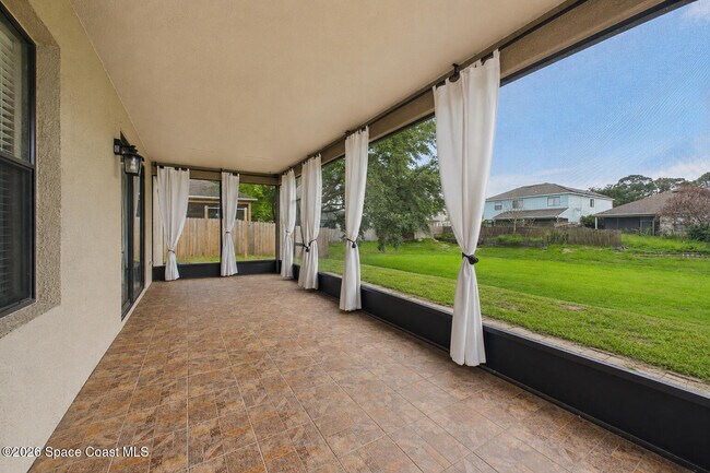 Building Photo - 551 Loxley Ct